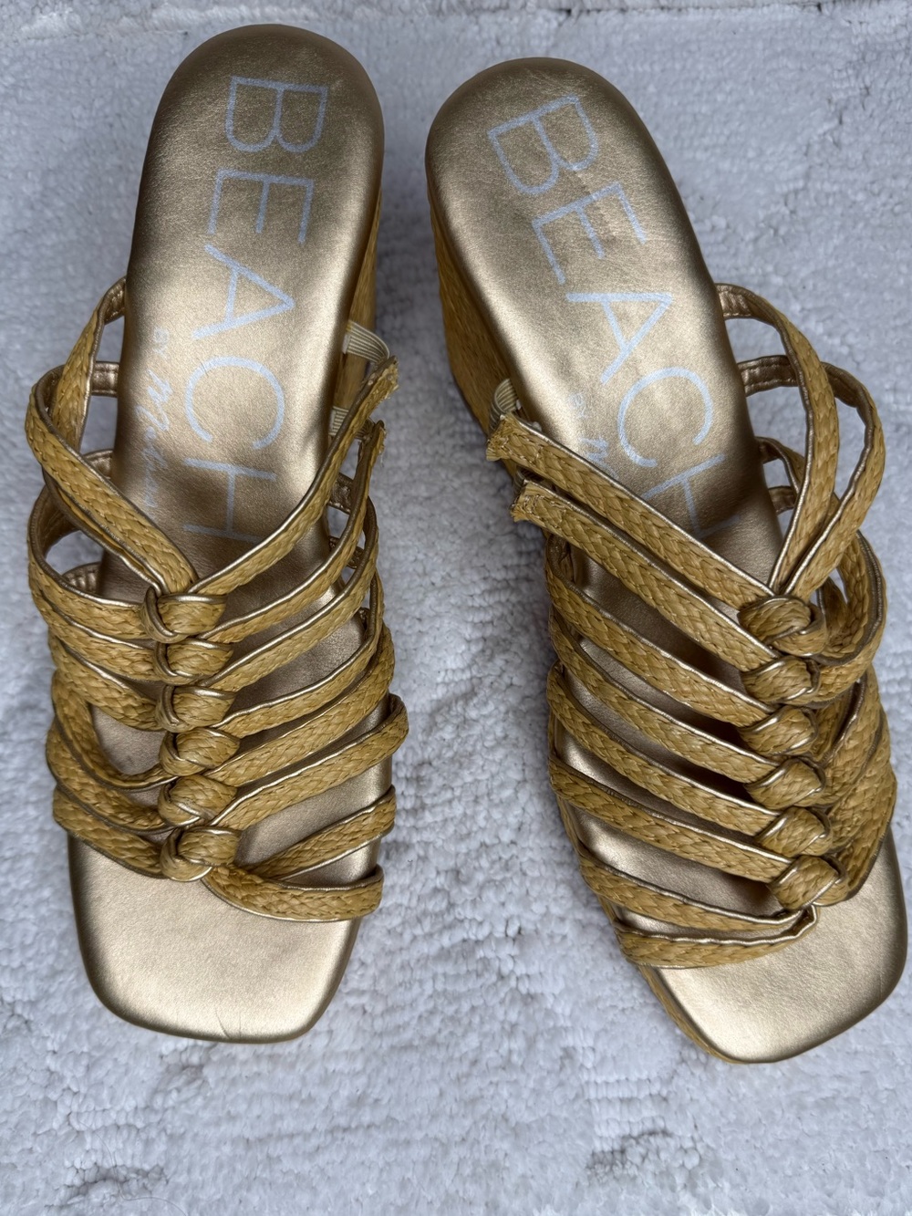 Beach by Matisse Laney Raffia Wedge Sandals Gold Women’s 9 NWOT